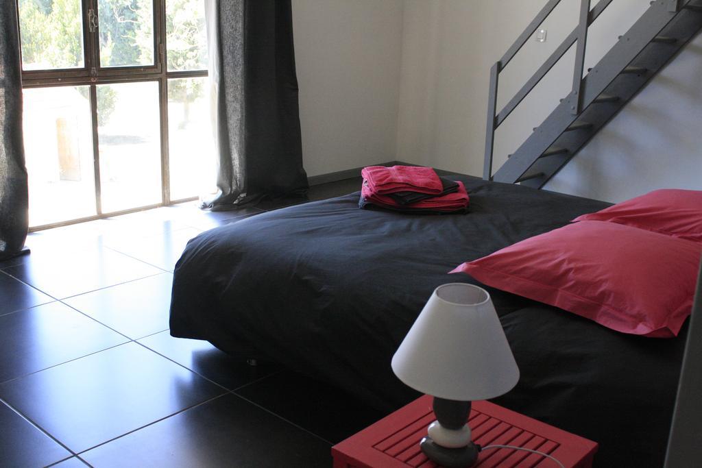 Mas De Bouvet En Camargue Bed & Breakfast Albaron Oda fotoğraf