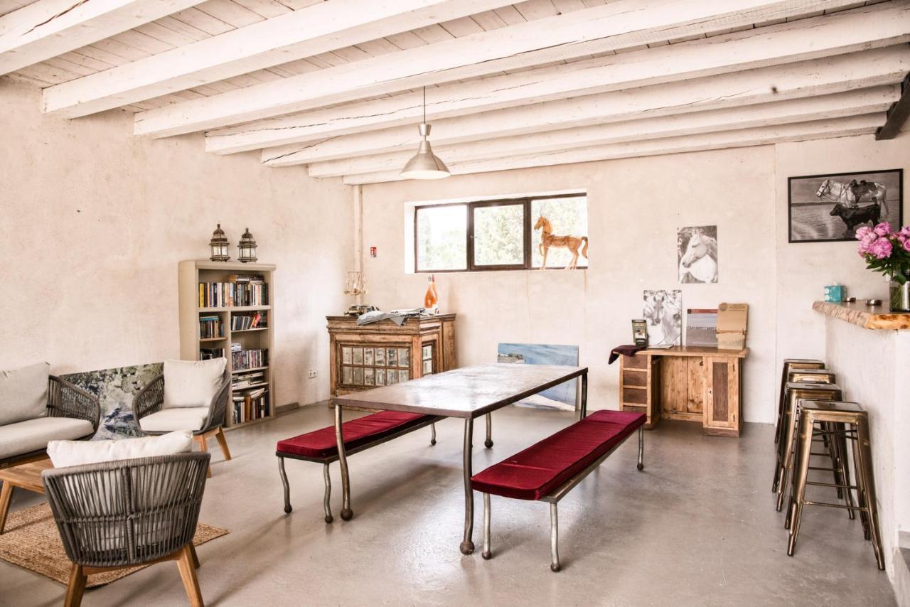 Mas De Bouvet En Camargue Bed & Breakfast Albaron Dış mekan fotoğraf